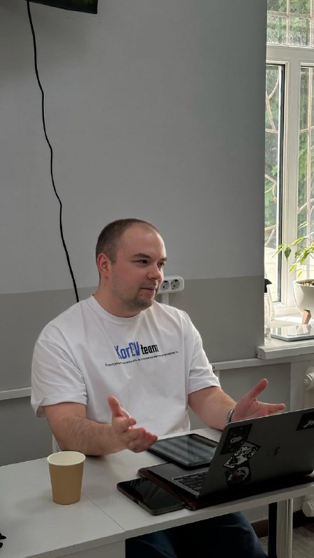 Семинар по автоматизации: как CRM помогает экспертам и школам
